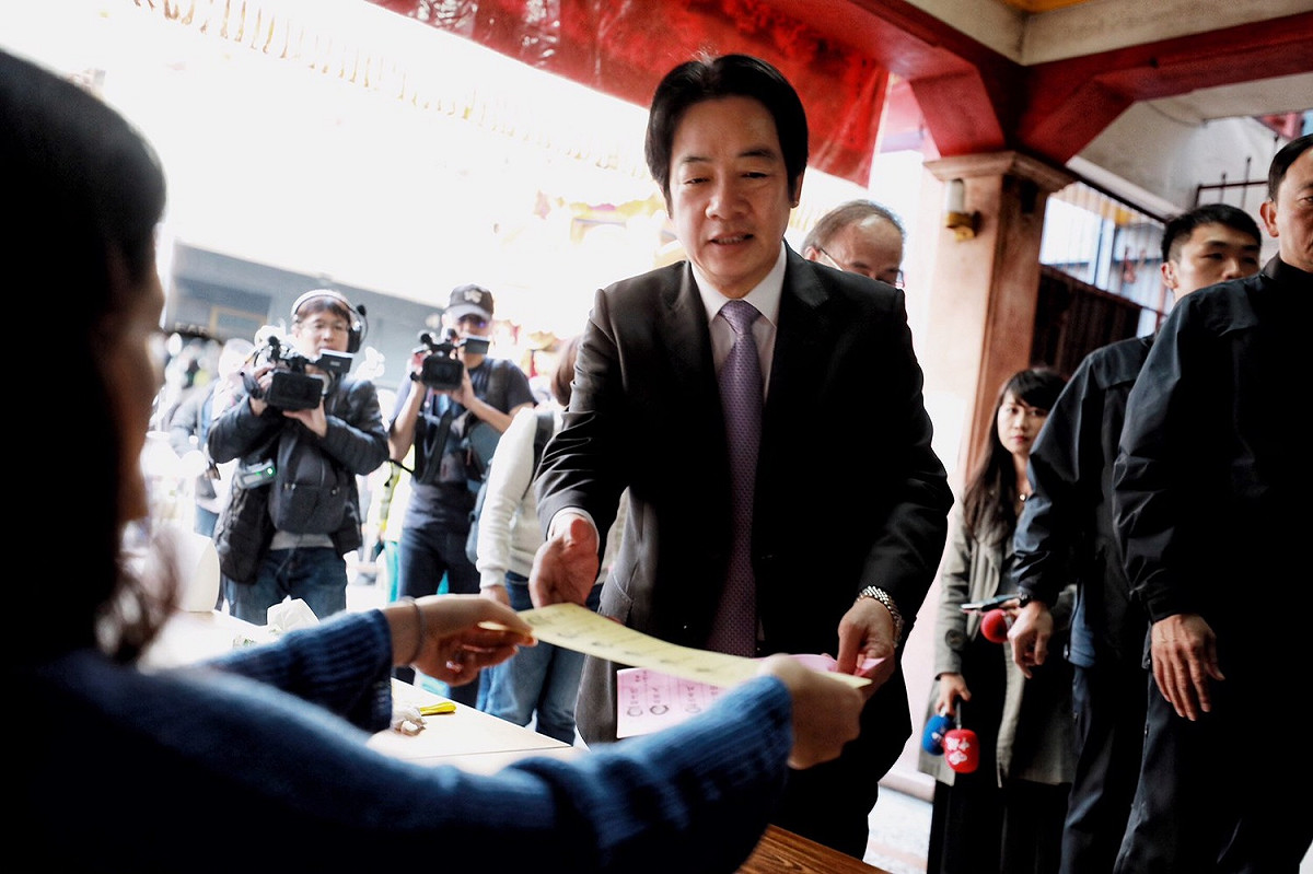 民進黨副總統候選人賴清德前往台南廣州宮投票。 圖:蔡英文2020連任辦公室提供