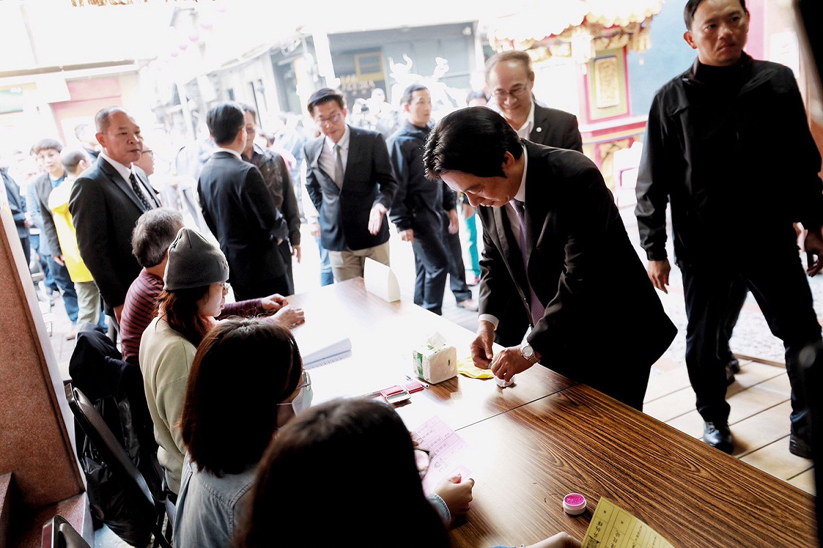 民進黨副總統候選人賴清德前往台南廣州宮投票。 圖:蔡英文2020連任辦公室提供