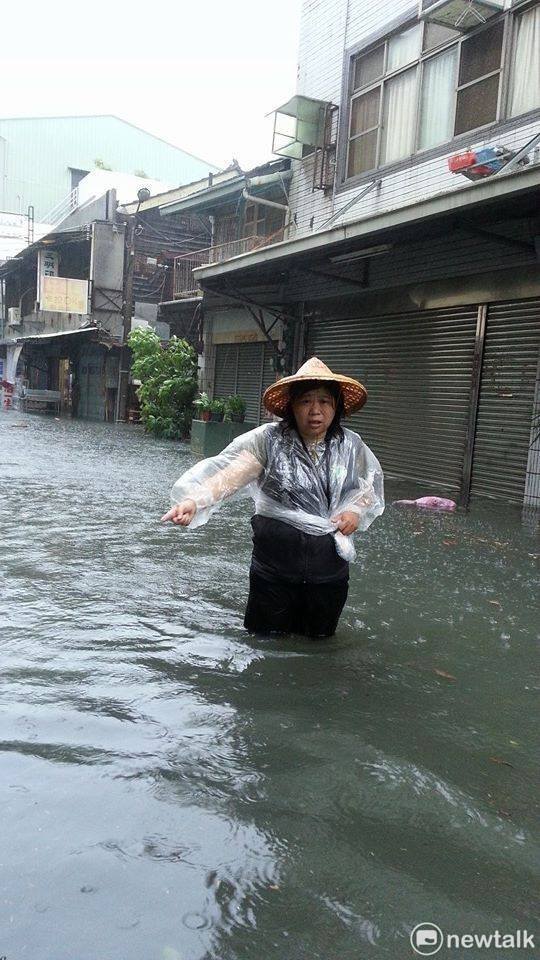 王美惠水裡來、火裡去的熱血服務精神早已深植人心，也為她贏得選戰勝利。 圖：王美惠競選團隊/提供