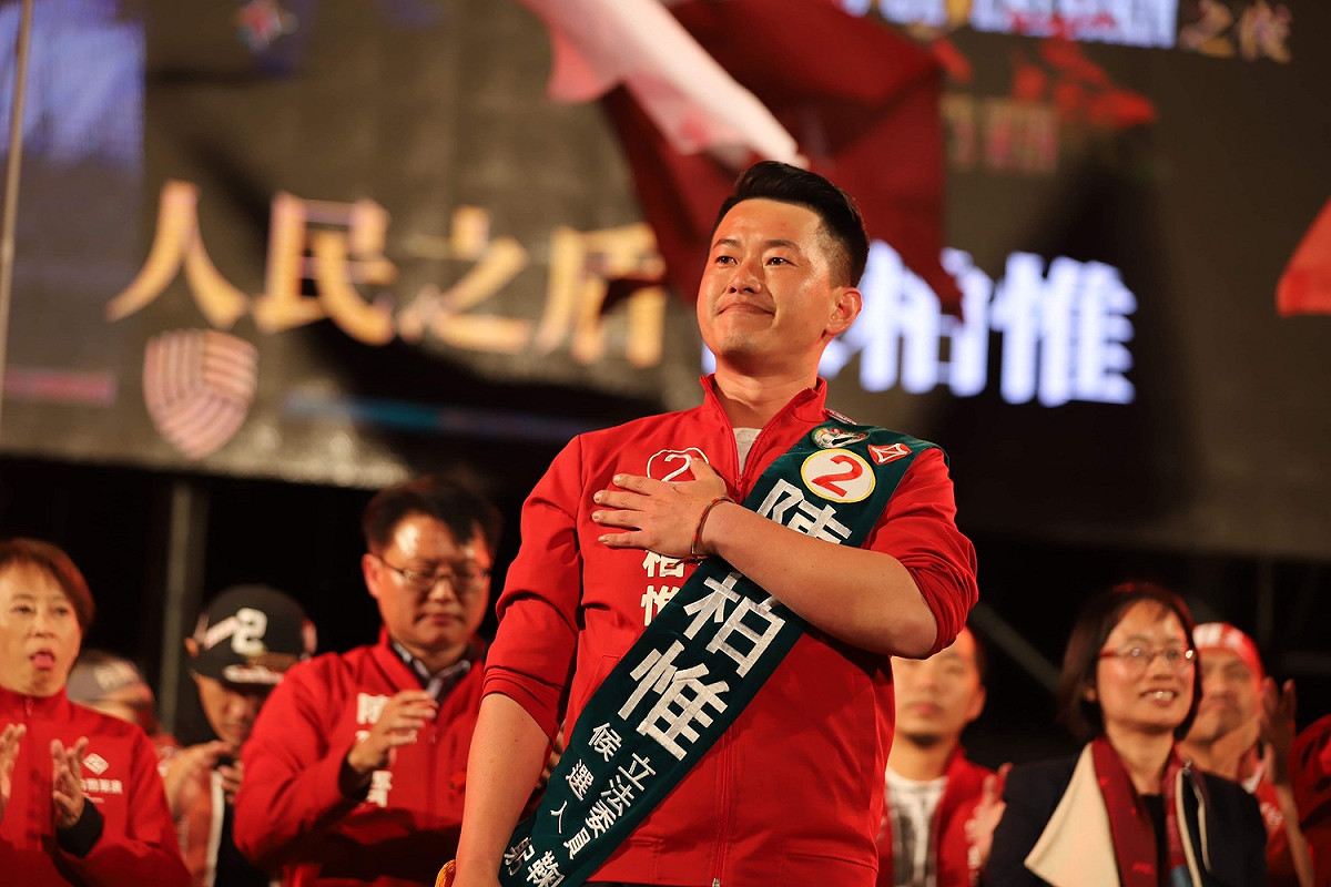 陳柏惟在選前之夜就展現必勝的氣勢。 陳柏惟競總/提供