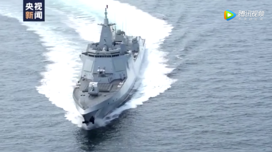 中國海軍055型驅逐艦首艦「南昌艦」。 圖：翻攝自微信