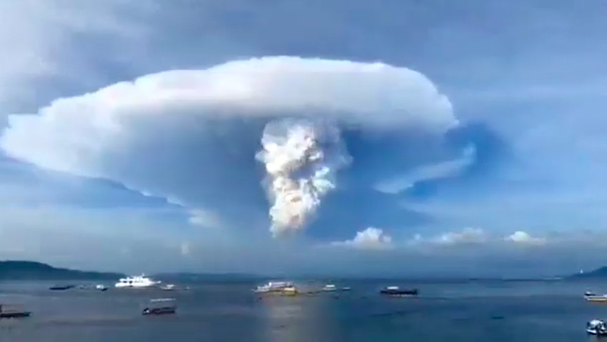 菲律賓塔爾火山瀕臨爆發 馬尼拉機場暫停起降