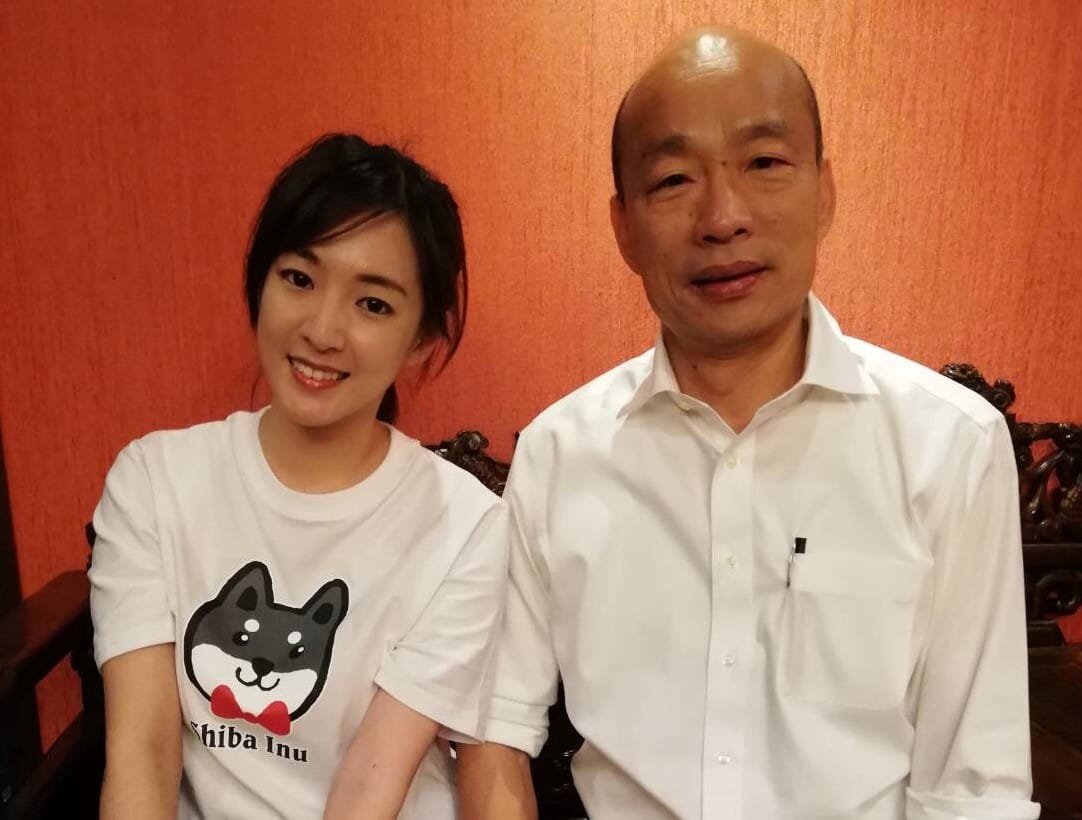 韓國瑜陣營發言人何庭歡（左）、高雄市長韓國瑜（右）。 圖：翻攝自何庭歡臉書