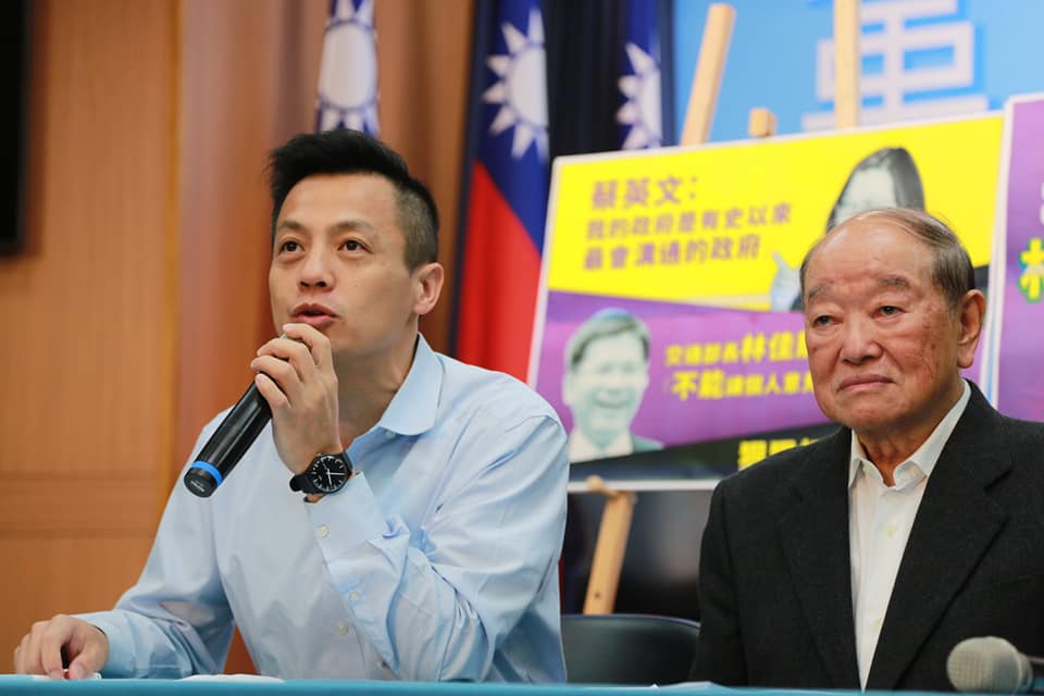 李明賢認為，國民黨應儘速舉行《黨內改革會議》，納入外部聲音與力量。 圖/翻攝自李明賢臉書