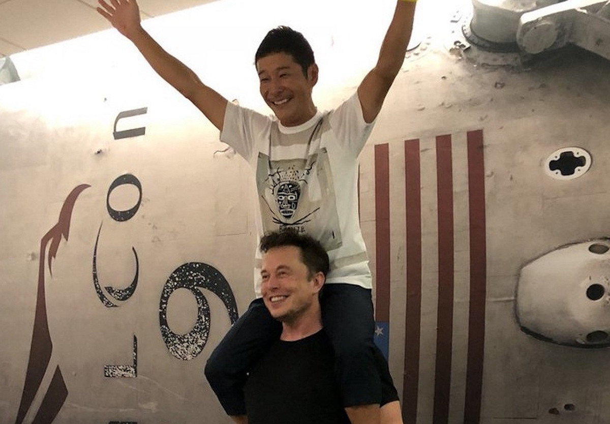 前澤友作（上）和 SpaceX 創辦人馬斯克（下）。 圖 : 翻攝自網路