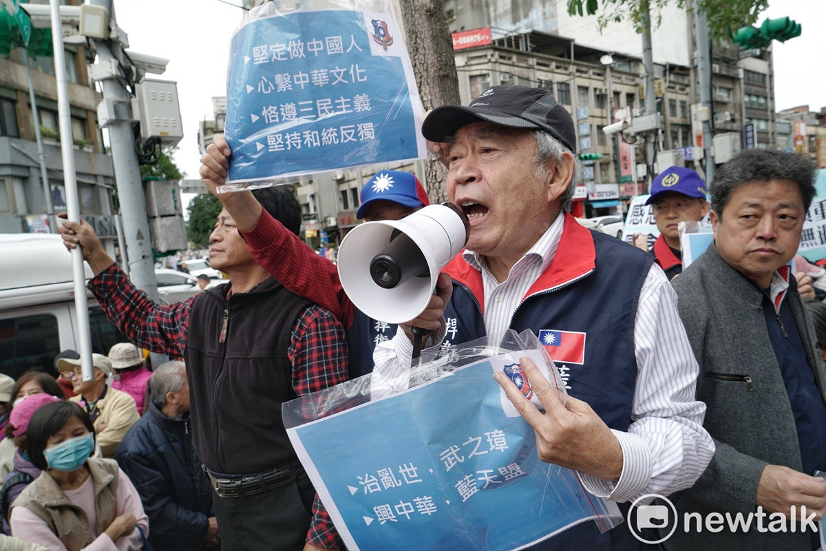 藍天行動聯盟要求下架吳斯懷。 圖：張良一/攝