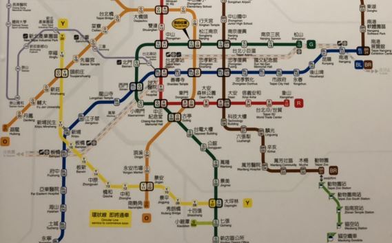 新北環狀線（黃線）全線位於新北市境內，14座車站中有8座可轉乘其他捷運路線。 圖：新北市政府／提供
