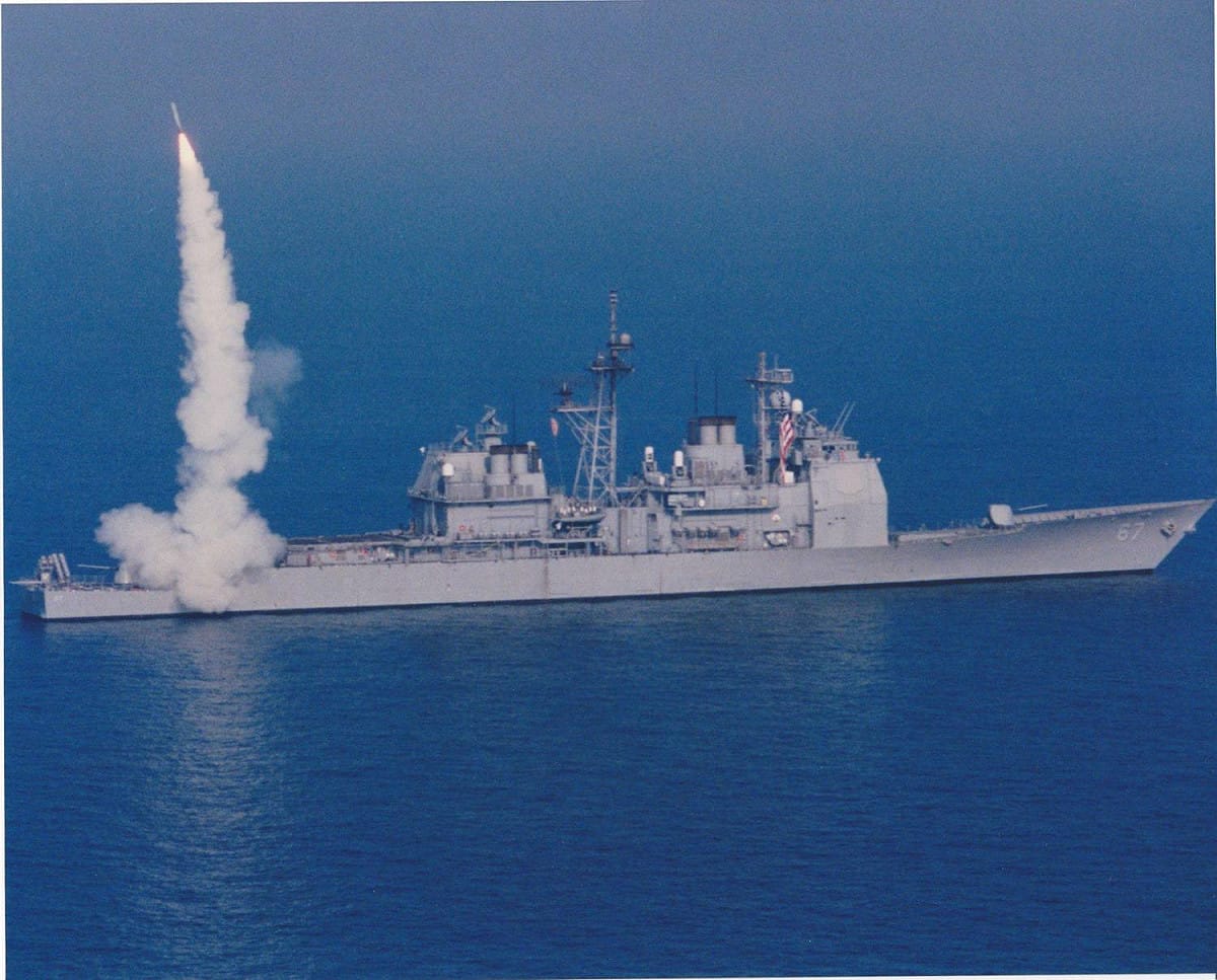 國防部證實選後第5天美「作戰艦」穿越台海。美軍第七艦隊證實，是艦號CG-67的「希洛號」例行通過台海。 圖：翻攝USS SHILOH (CG 67)臉書