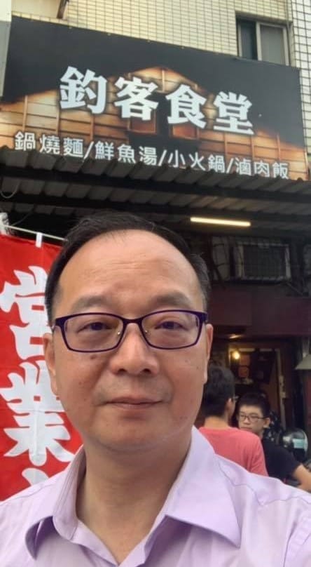資深媒體人王瑞德出資贊助1000碗滷肉飯，希望讓高雄人們享受這一份喜悅。 圖：翻攝自釣客食堂臉書