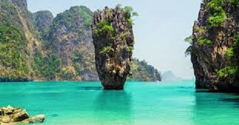 泰國公共衛生部已經針對蘇凡納布（Suvarnabhumi）、廊曼（Don Mueng）、清邁（Chiang Mai）和普吉（Phuket）這4座每天都有來自武漢例行航班的機場，以及有來自武漢包機的所有機場加強監控。 圖 : 翻攝自getyourguide.com