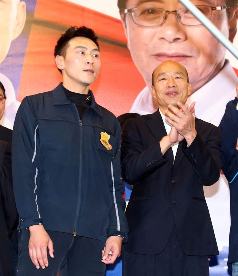 韓國瑜PO文與國安特勤道別離，有網友點名「其實還蠻希望特勤吳彥祖直接留下來」。 圖：取自韓國瑜臉書