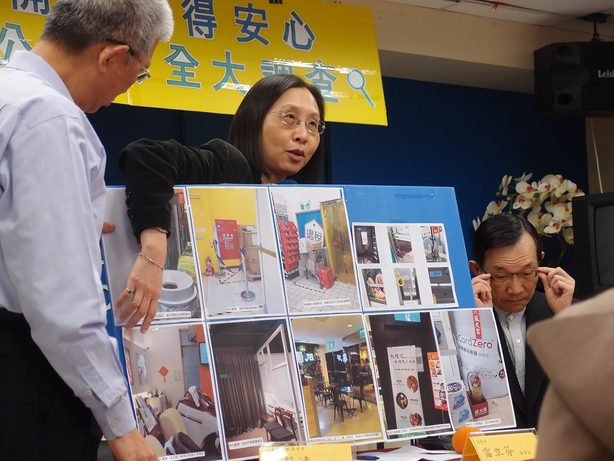 消基會今（109）年1月調查77間百貨量販店，結果47%店面並未設置明顯逃生避難路線圖。 圖：取自消基會官網