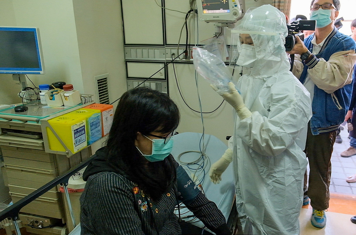 高醫今針對武漢肺炎進行防疫實地演練， 圖：高醫公關室/提供