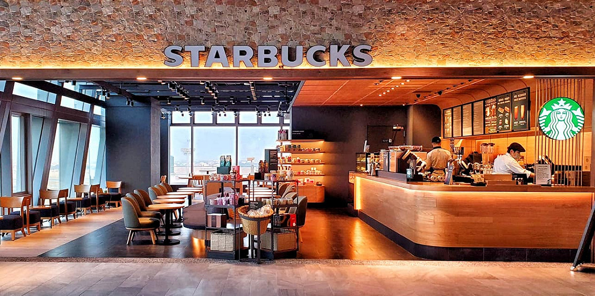 迫於疫情，星巴克（Starbucks）宣布暫停湖北省境內所有門市營運。圖為星巴克示意圖，非大陸湖北省境內星巴克。 圖：取自星巴克臉書