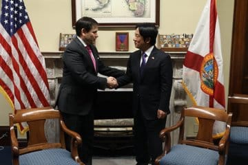 美國共和黨參議員盧比歐（左）熱烈歡迎賴清德來訪，重申對美台友好關係的堅定支持。 圖：翻攝自盧比歐推特
