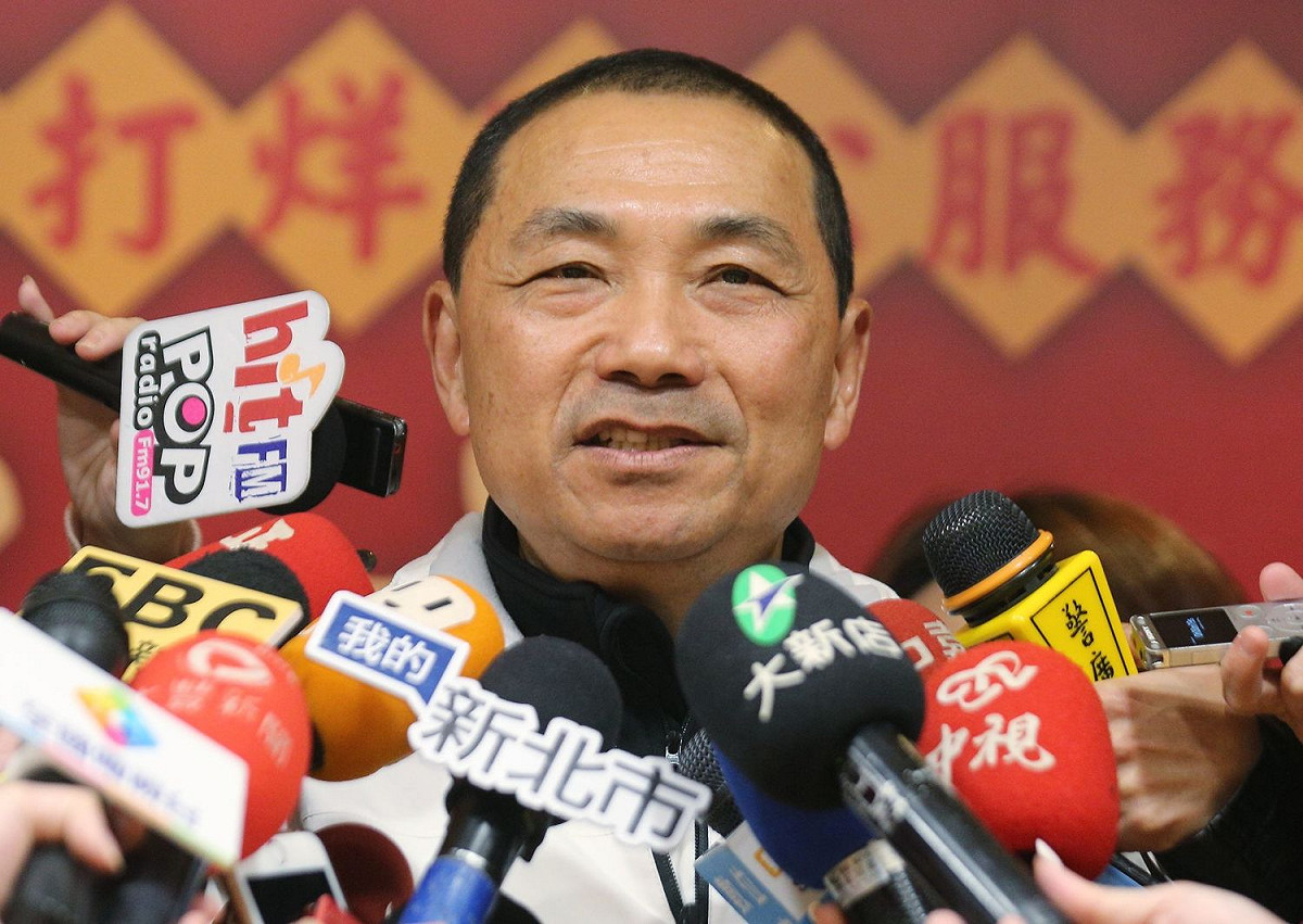 新北市長侯友宜小內閣在農曆年後、元宵節前，昨天發布一級機關副首長共9人職務調整。 圖：新北市府提供