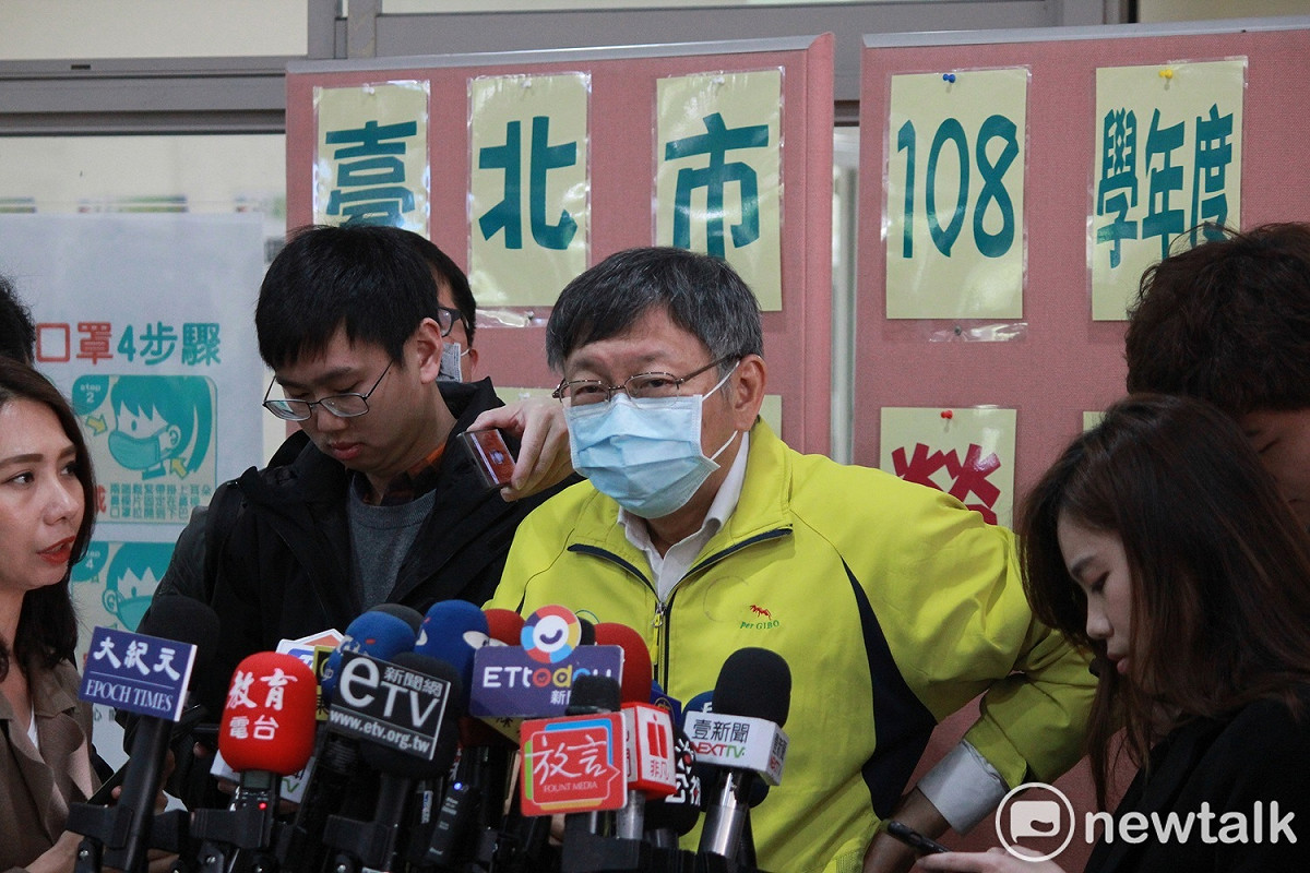 柯文哲認為戴口罩的時機就是掌握人多、密閉、不特定的這種環境要戴，其他就不用了。 圖：林昀真/攝