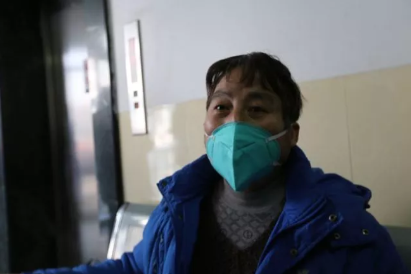 吳男成為這次疫情中，第一位出院的「重症患者」。 圖：翻攝自騰訊