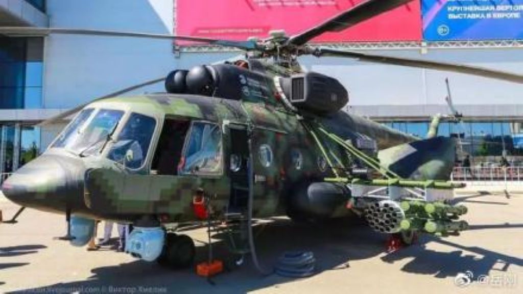 敘利亞士兵搭乘直升機應戰。 圖：翻攝自微博