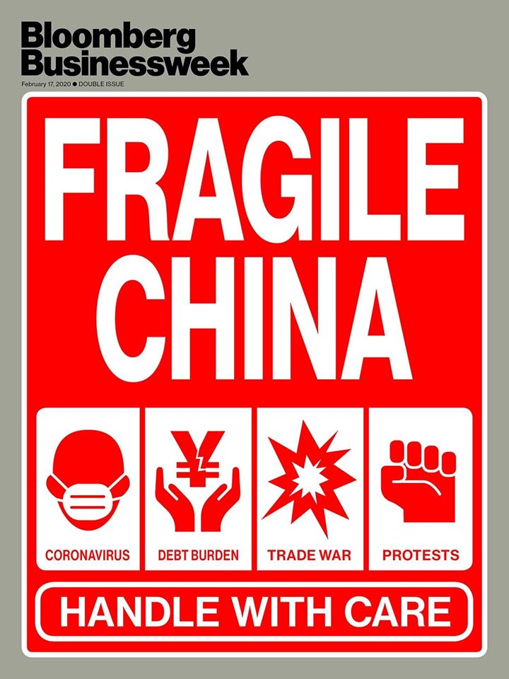 最新《彭博商業周刊》的封面，以「China」一字雙關，諷中國易碎請小心。 圖：翻攝自台灣國護照貼紙臉書