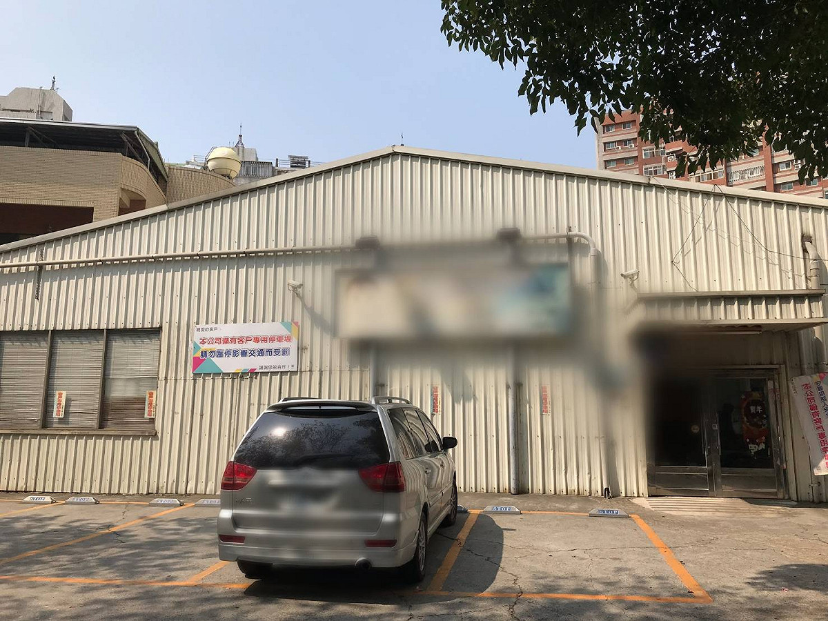 台中市某印刷廠員工因出國被業主要求隔離21天且不知薪，該員工認為其權益受損，因此與公司達成資遣協議。 圖：台中市府／提供