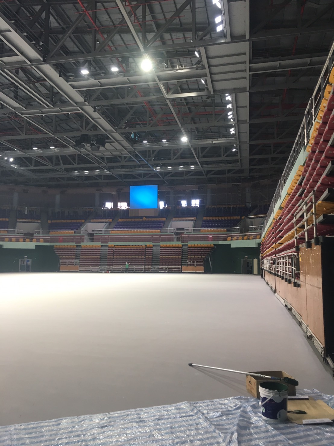 經查證，屏東體育館並未成為臨時醫院。 圖:周春米辦公室提供