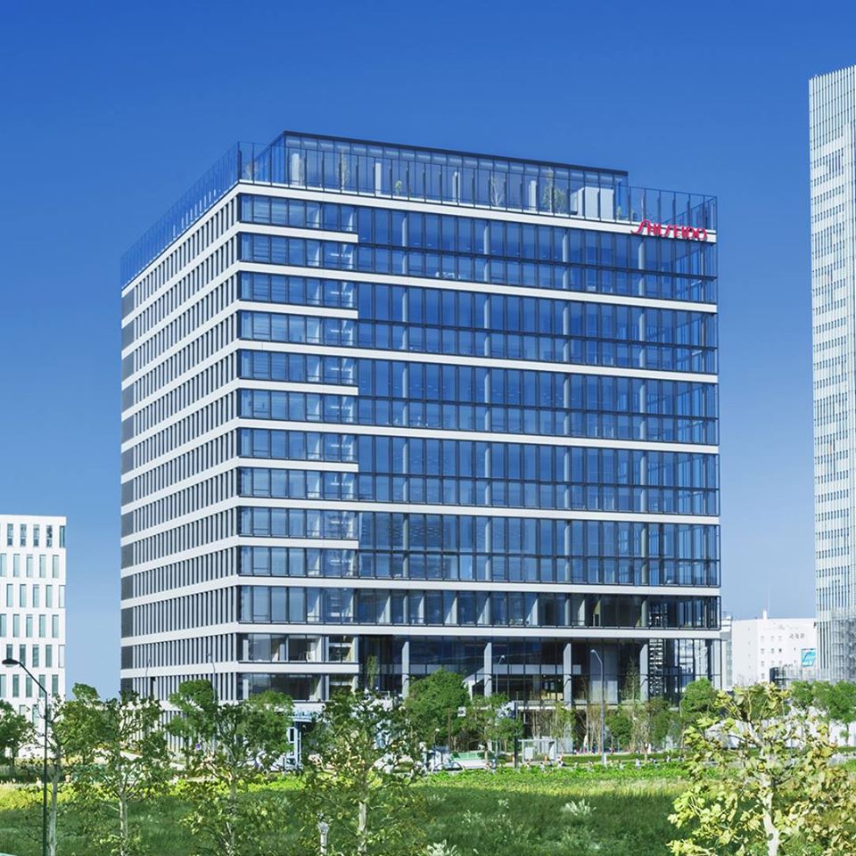 日本美妝公司資生堂國內集團下員工約8000多人，今天起實行在家上班。 圖：翻攝自Shiseido Group 資生堂 臉書