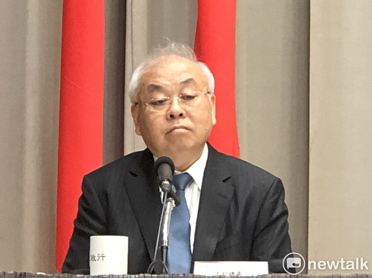 主計總處主計長朱澤民今（27）天在行政院會後記者會說明600億特別預算的分配方式。 圖：謝莉慧/攝