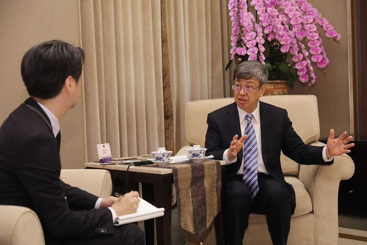 副總統陳建仁26日接受《日本產業經濟新聞社》專訪 圖：總統府提供