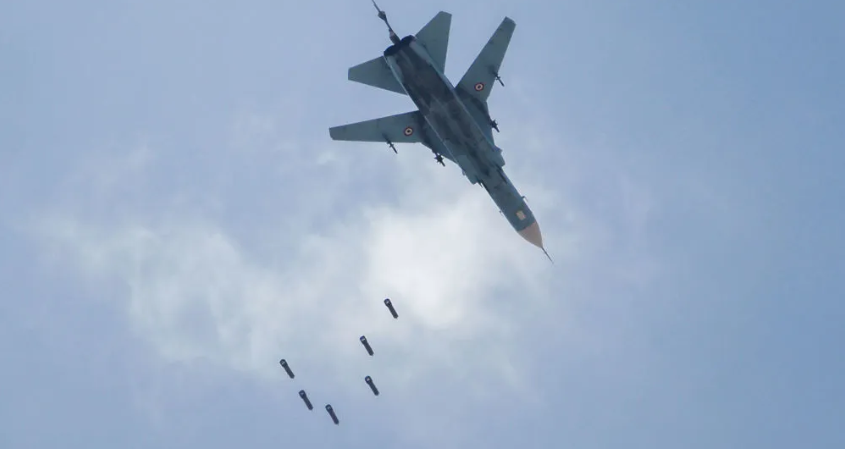 土耳其國防部1日證實，連續擊落2架敘軍的「蘇-24」(Su-24)戰機。 圖：翻攝自微信