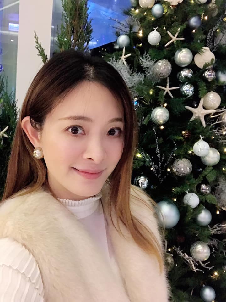 國標舞女王劉真因心臟問題入院搶救，至今已邁入第26天，外傳她已安裝心室輔助器，為換心爭取時間。 圖：取自劉真臉書