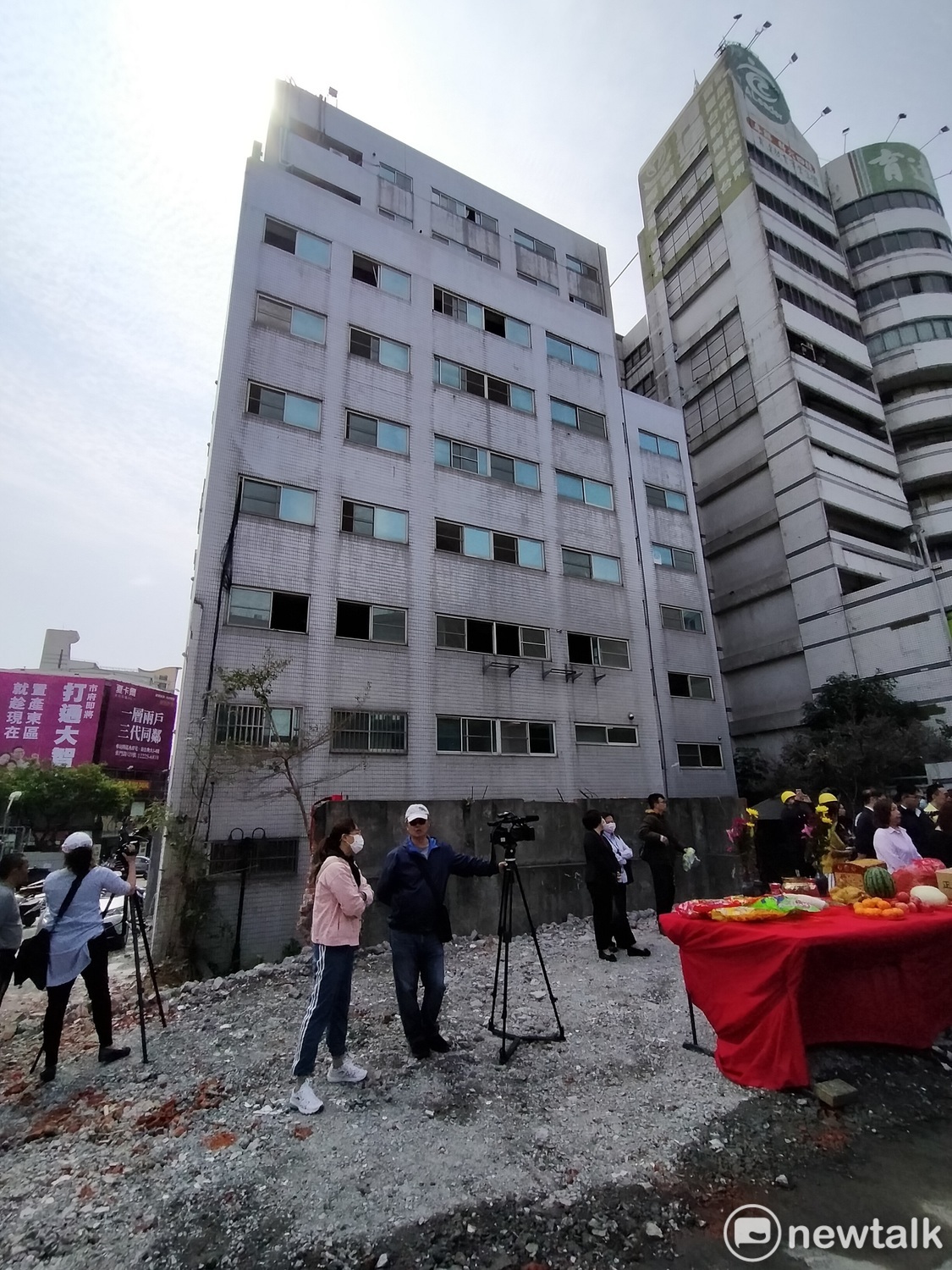 大智慧學苑大樓今天起拆除。 圖 : 唐復年/攝（資料照）