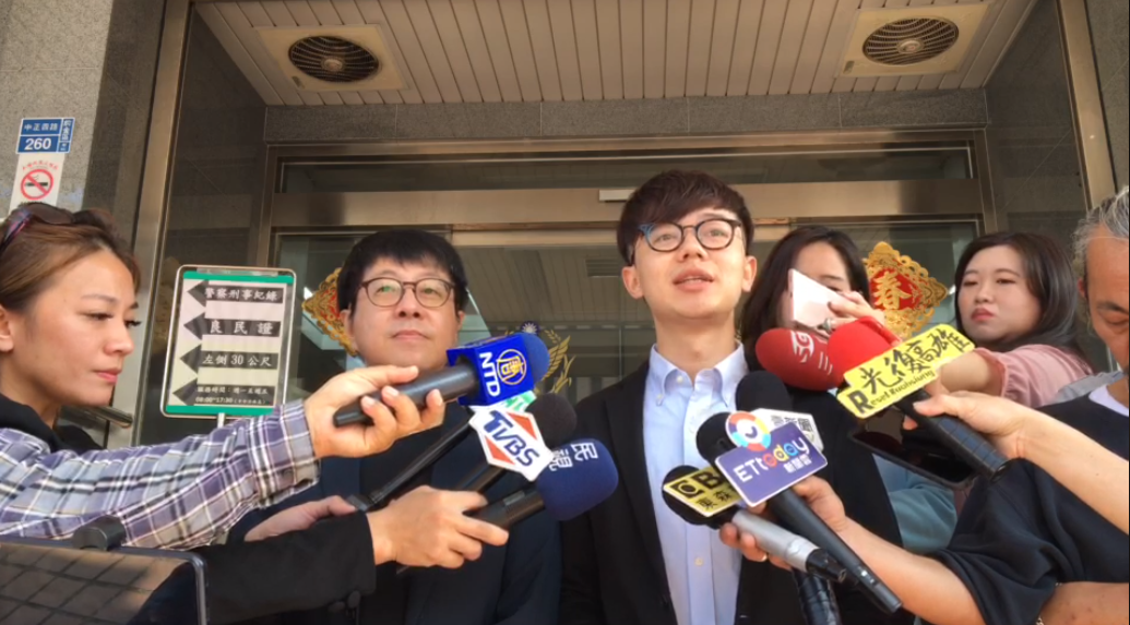 尹立、張博洋痛批韓國瑜「賭輸翻桌」。 圖：翻攝自張博洋講Hak啦臉書