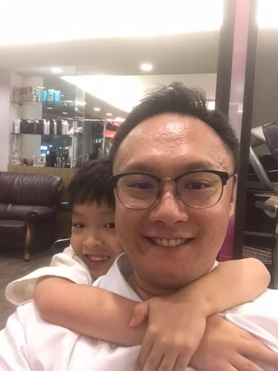 新聞局長哽咽淚謝唐慧琳 圖:擷取自臉書