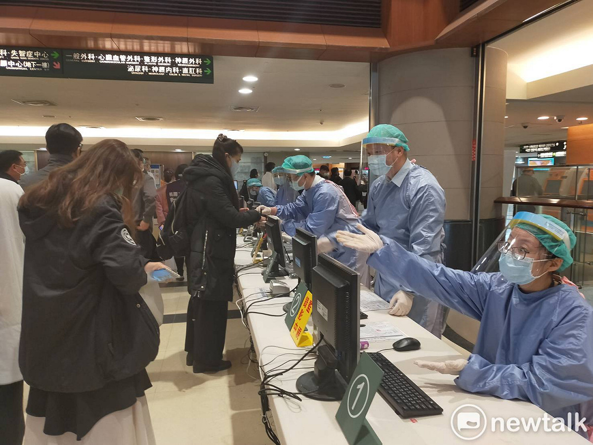 中國醫藥大學兒童感染科主任黃高彬表示，目前觀察發現，免疫系統好、年輕力壯的染疫者，清除病毒的時程比較短。 圖：林昀真/攝