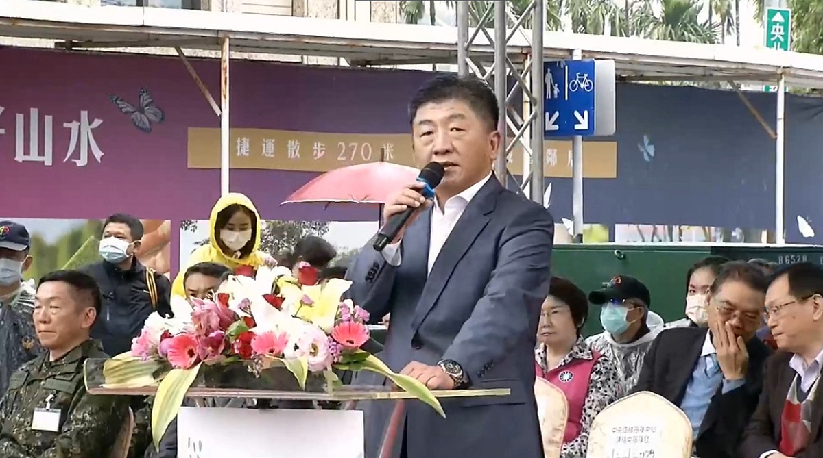 亞洲首場「武漢肺炎社區感染大規模防疫演習」登場，中央流行疫情指揮中心指揮官陳時中也前往現場觀看。 圖：翻攝自我的新北市臉書直播