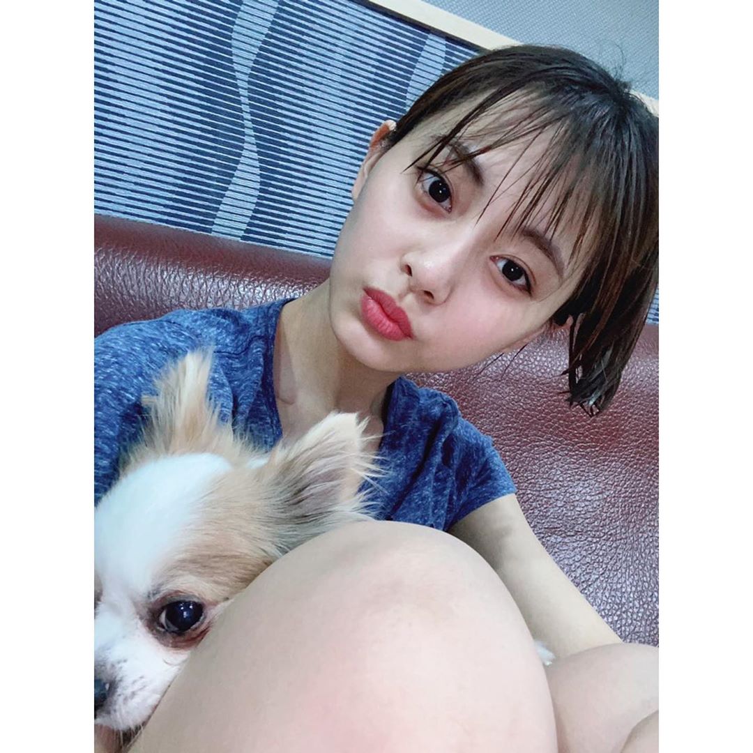 周子瑜臉蛋看起來略為消瘦，引來粉絲心疼。 圖：翻攝自TWICE IG