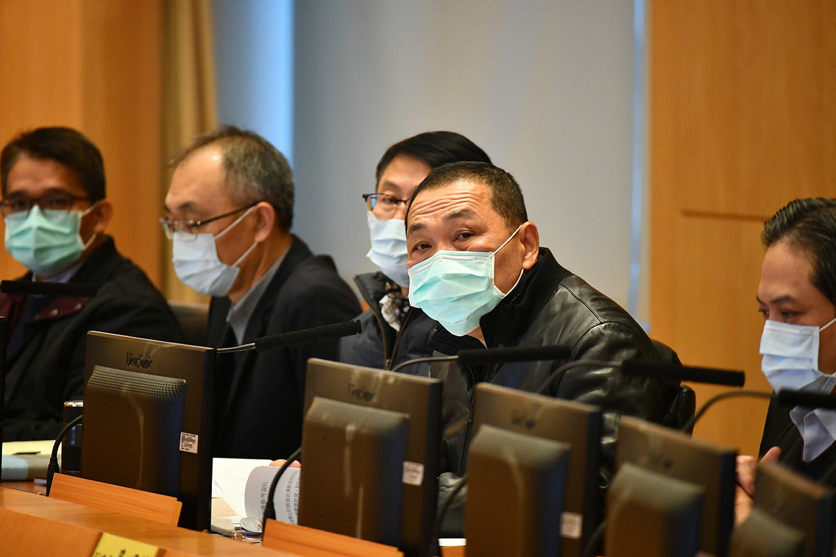 新冠肺炎境外移入確診案例暴增，侯友宜呼籲蔡總統發布緊急命令 。 圖：王峻昌攝