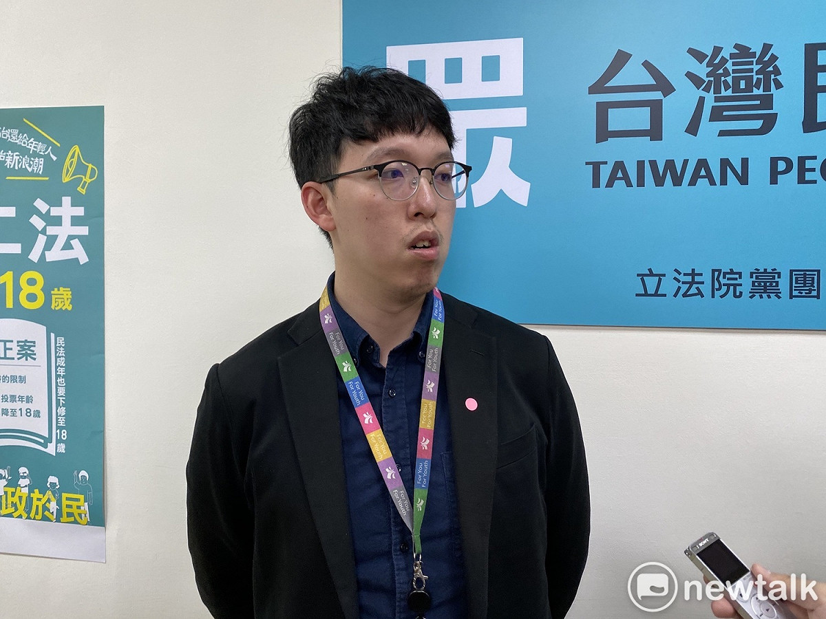 民眾黨團辦公室主任柯昱安。 圖：周煊惠 ／攝