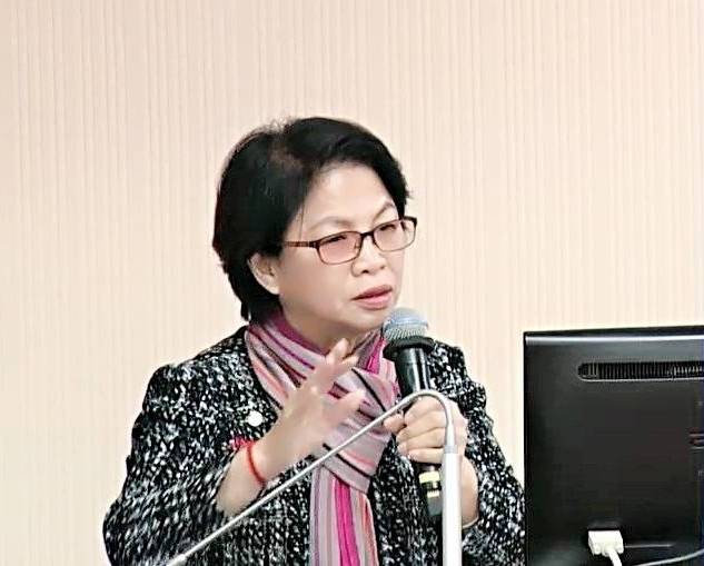 民進黨籍不分區立委湯蕙禎指出台灣在這次防疫表現亮眼，疫情過後若把握轉型契機，經濟成長可望V型反彈。 圖：湯蕙禎國會辦公室／提供
