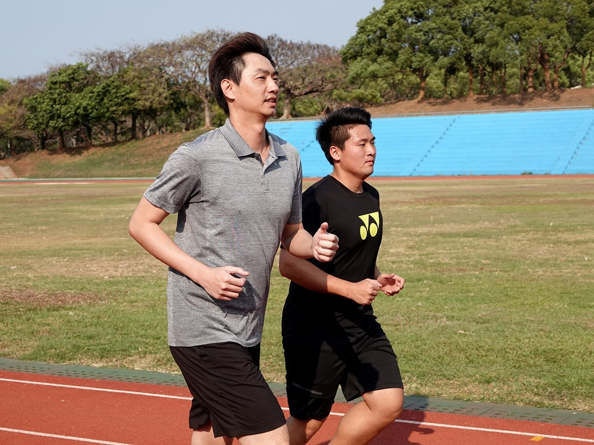 國立中正大學助理教授何承訓表示，適度運動可提升免疫力。 圖：中正大學/提供