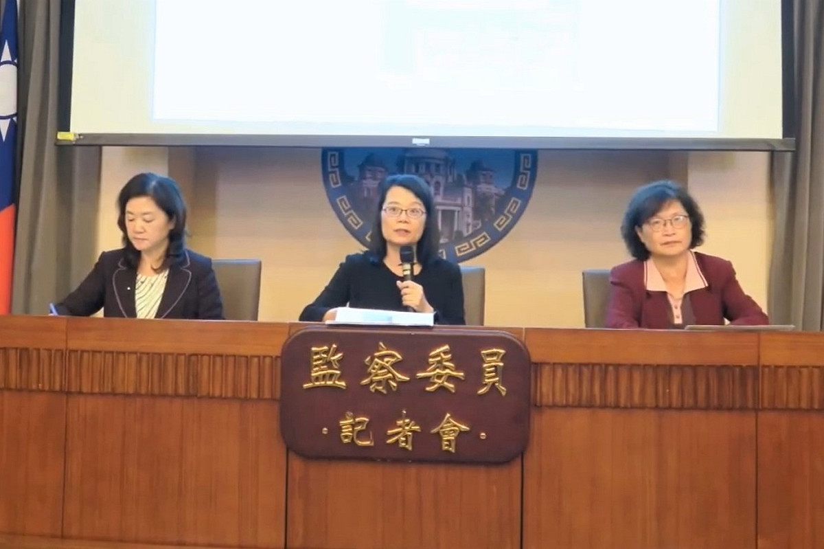 監察委員林雅鋒、王美玉、仉桂美 (左至右) 要求司法院長，對新竹地院院長周煙平進行職務監督。 圖：翻攝自監察院Youtube
