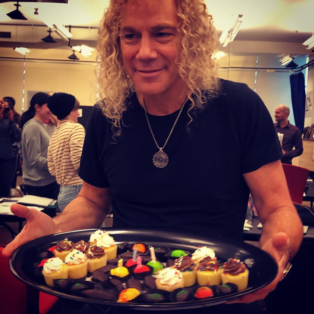 「邦喬飛」(Bon Jovi)成員大衛布萊恩(David Bryan)日前在IG上公布自己確診新冠肺炎的消息。 圖 : 翻攝自大衛布萊恩(David Bryan) IG