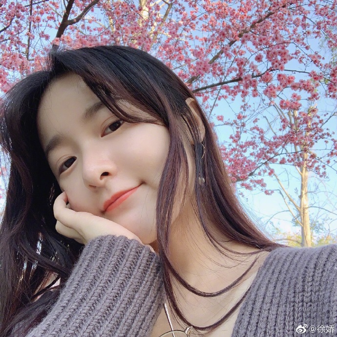 中國女星徐嬌日前返陸接受居家隔離，卻遭網友挨轟耍特權。 圖 : 翻攝自徐嬌微博