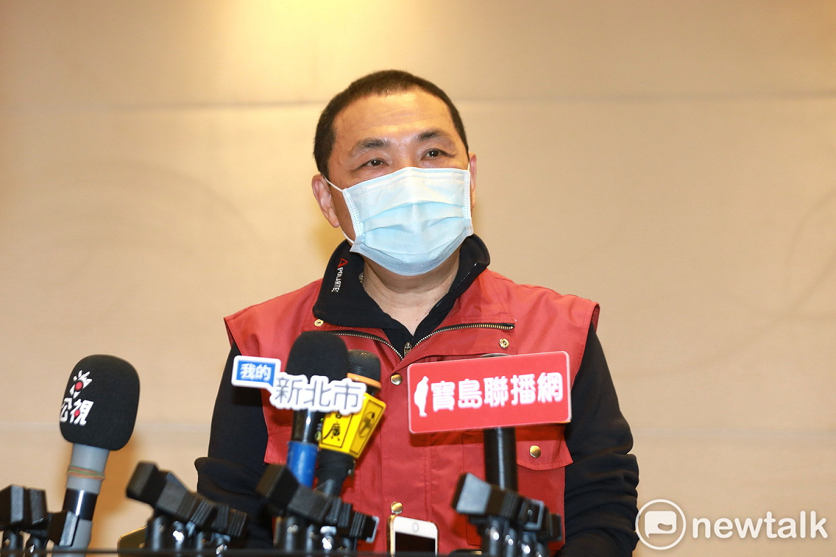 侯友宜下令各局處盤點資源，以應疫情變化，「做最壞的打算，最好的準備」。 圖：林昀真／攝