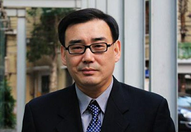 澳洲廣播公司（ABC）今天報導，澳洲籍華裔作家、前中國情報官員楊恒均在中國遭羈押超過420天後，中國政府已正式控告楊恒均從事間諜活動。 圖 : 翻攝自推特
