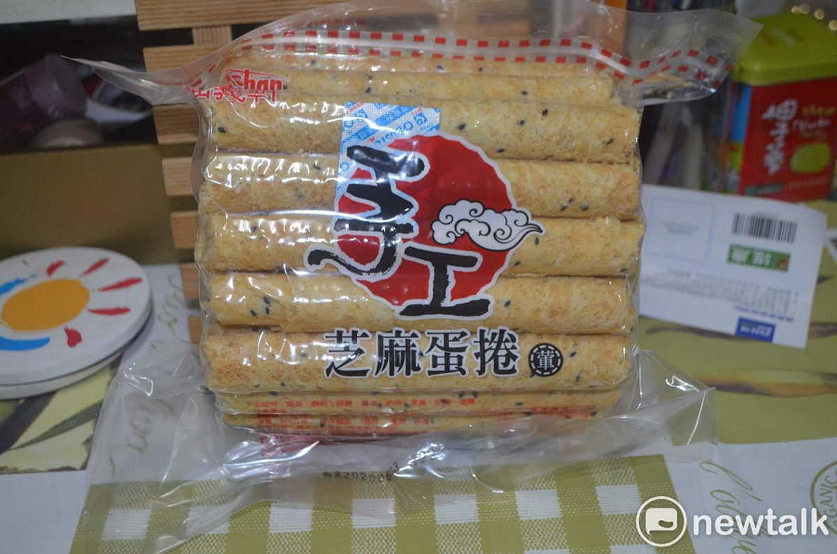 福義軒的家庭號蛋捲是招牌熱銷商品。 圖：蔡坤龍/攝