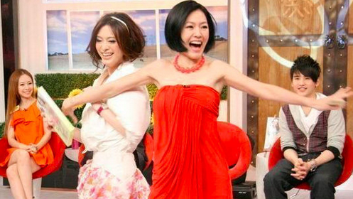 小Ｓ與劉真尬舞畫面成絕響。 圖：翻攝自《康熙來了》節目畫面