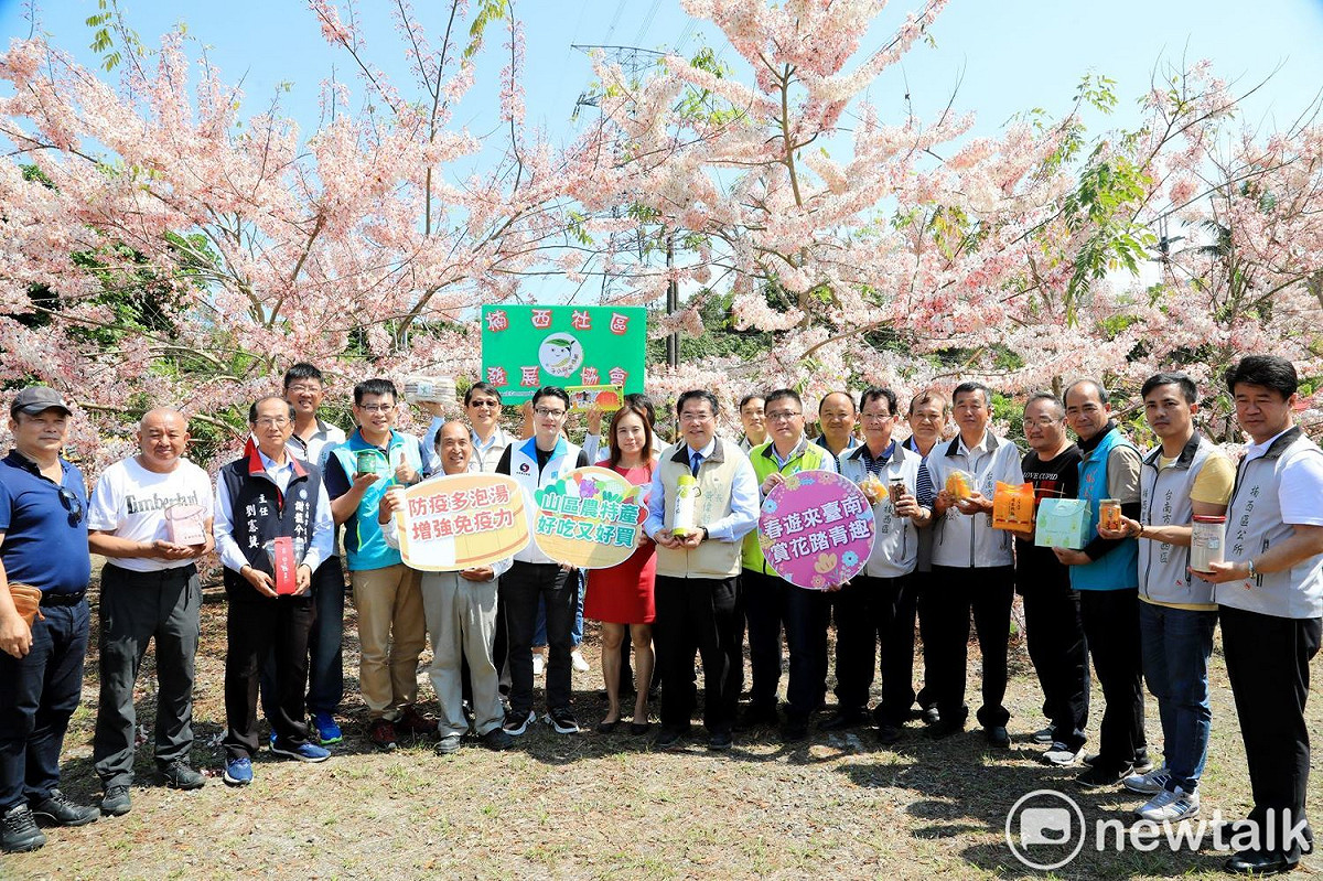 台南市觀光旅遊局在楠西區龜丹休閒體驗農園力推「鄉野觀光」，邀請大家溫泉泡腳、賞花、嚐美食。 圖：黃博郎／攝