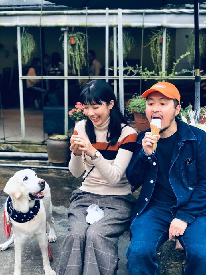九把刀與周亭羽的愛犬「阿魯」於去年逝世，兩人期望能再與阿魯以另種方式相逢。 圖 : 翻攝自九把刀臉書